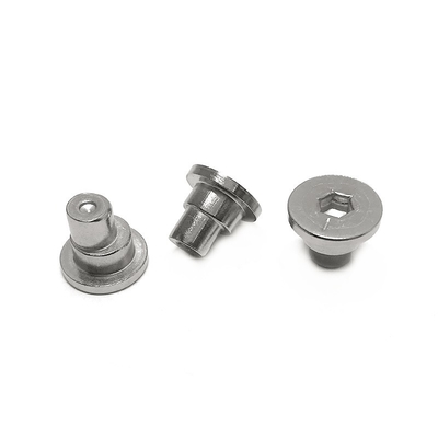 Niet-standaard hexagonale excentrieke spijker 304 roestvrij staal massief plat rond hoofd stap rivet bevestigingsconnector