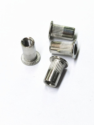 Tandpatroon Blind Hole Nut Zink Nickel Alloy In Aerospace Automobile Decoration