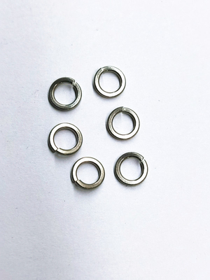 Metalen veerpakking Zink Nickel legering combinatie schroefcomponent