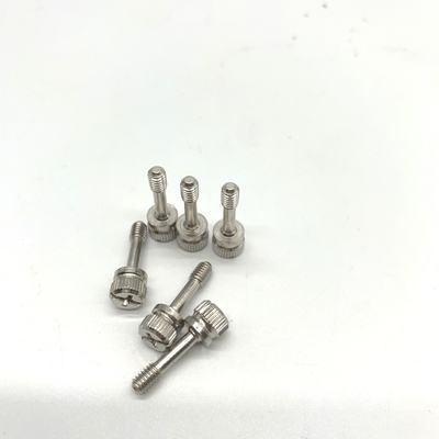 Low-profile zelfvergrendelende captive schroeven DIN-compliant anti-vibratie machine bevestigingsmiddelen in roestvrij staal, titanium maatmaat